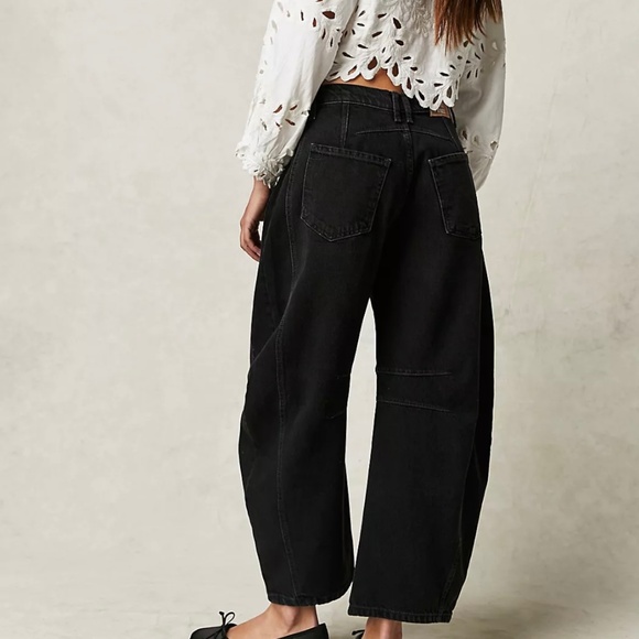 We the Free Barrel Jeans in Black size 27 - Picture 1 of 2